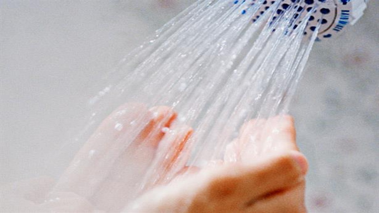 فوائد الاستحمام بالماء الدافئ للجسم