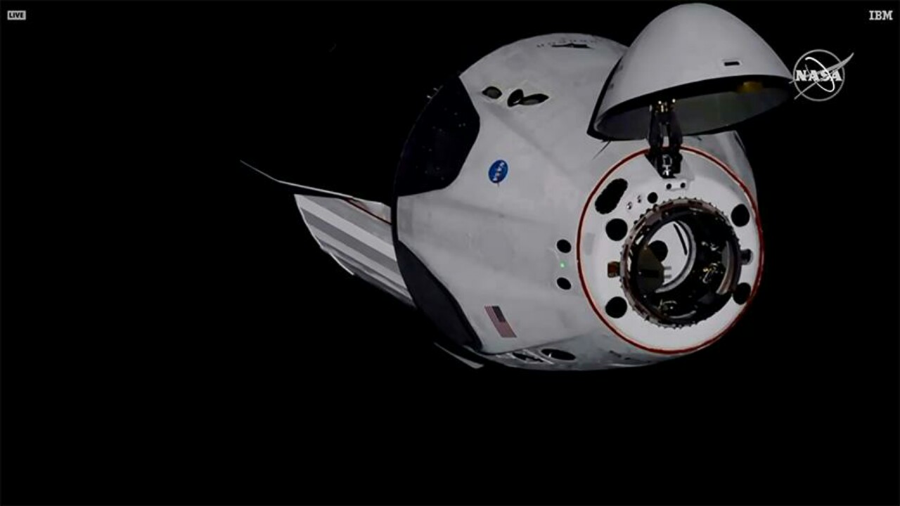 بالفيديو.. مركبة «كرو دراغون» تلتحم بمحطة الفضاء الدولية