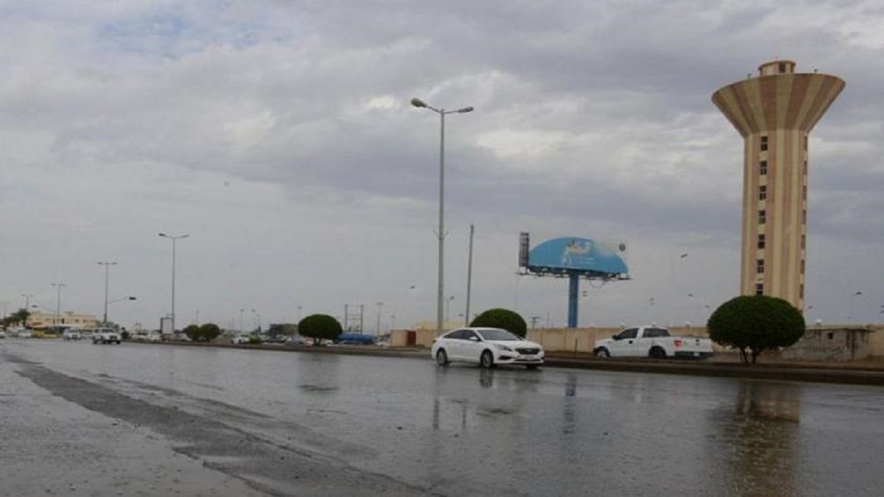 مدني جازان يحذر من مخاطر التقلبات المناخية المصاحبة للأمطار