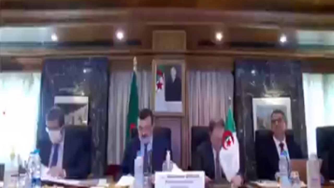 بالفيديو.. وزير الطاقة الجزائري يبعث برسالة شكر إلى المملكة