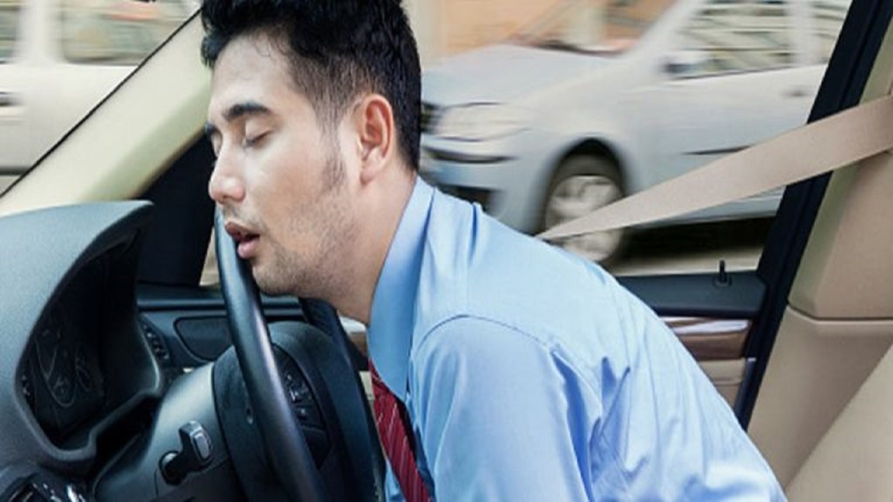 مخاطر النوم في السيارة أثناء تشغيل التكييف