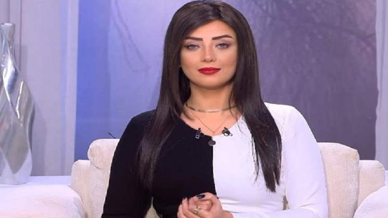رضوى الشربيني تٌثير الذعر بتعليقها على إصابة إعلاميين في التلفزيون المصري بكورونا