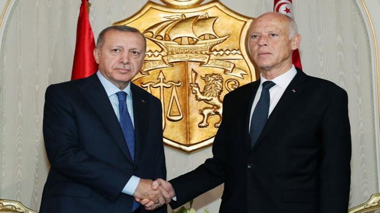 قيس سعيد يُحطم آمال أردوغان: «لن نكون جبهة خلفية لأطراف في ليبيا»