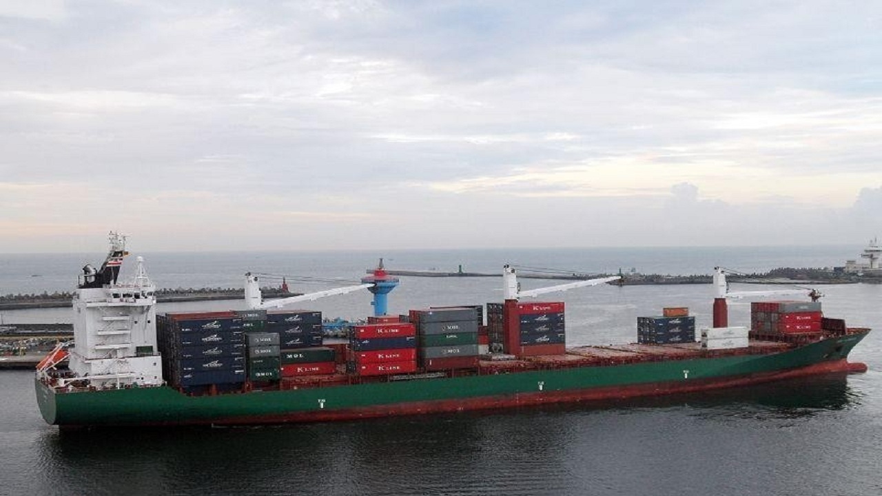 التحالف العربي يسهل إبحار سفينة AS PAOLA من ميناء جدة إلى ميناء الحديدة