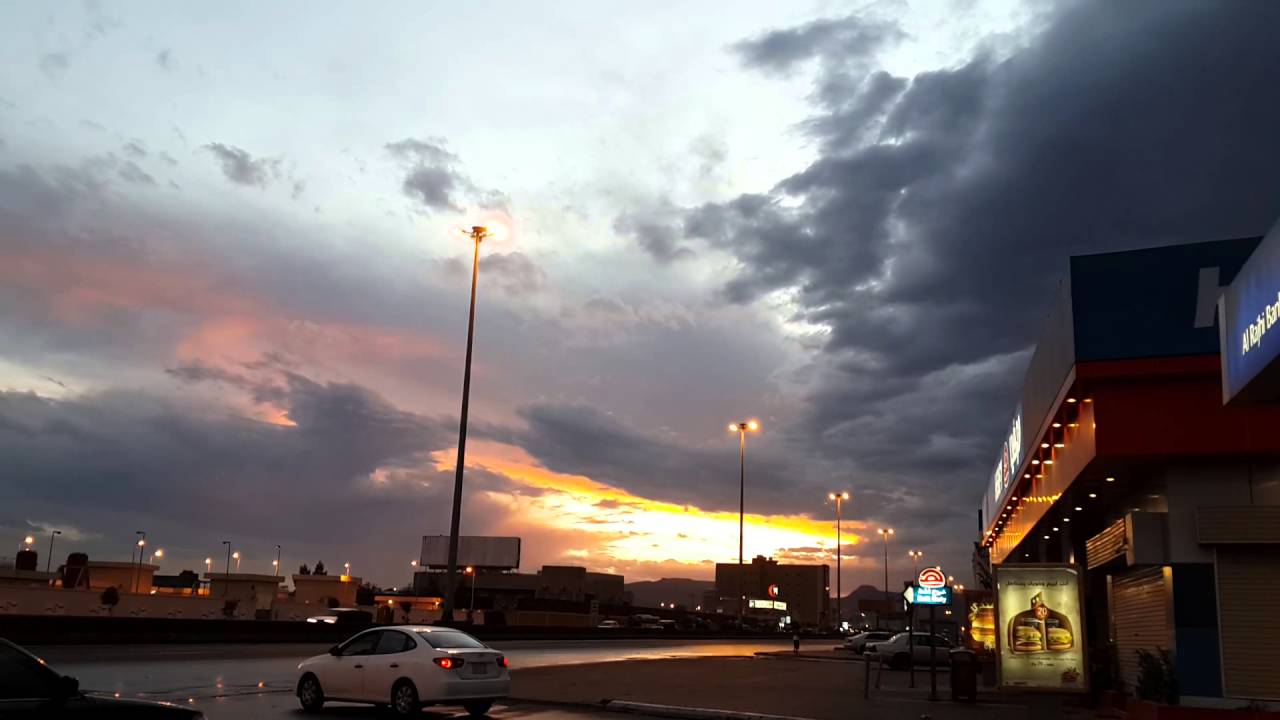 «الأرصاد»: سحب رعدية على نجران