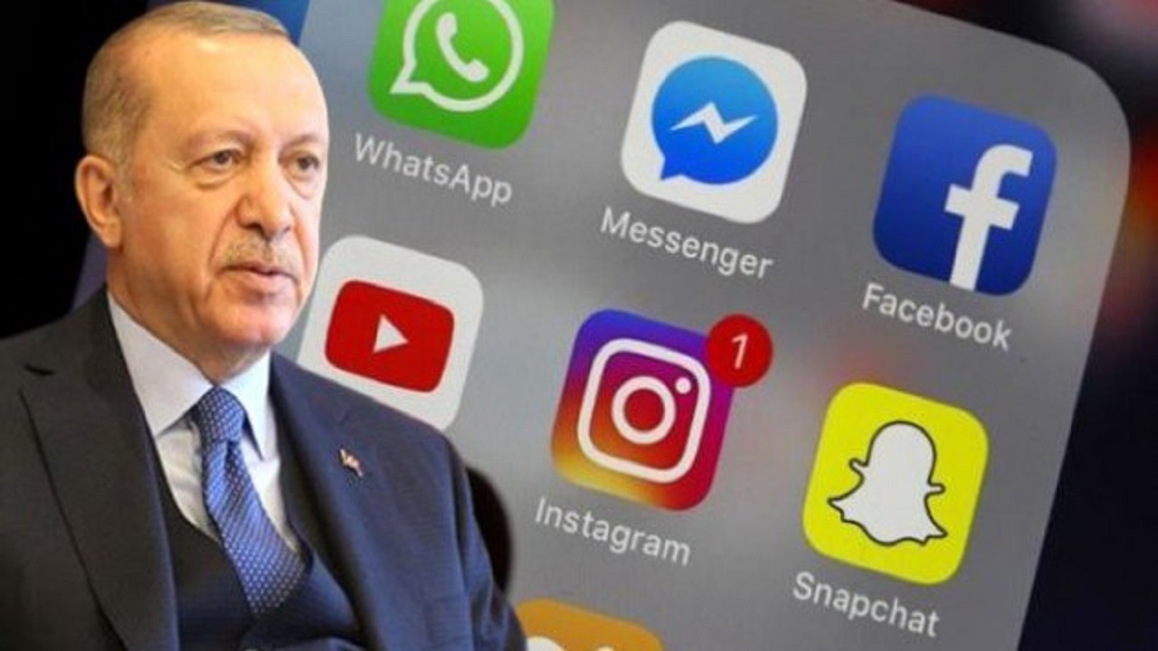 سخرية عارمة إثر فرض &#8220;أردوغان&#8221; قانون للوصاية على &#8220;التواصل الإجتماعي&#8221;