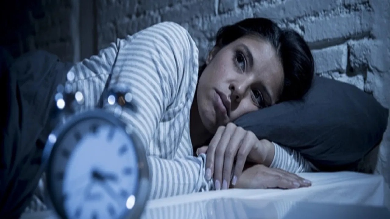 قلة ساعات النوم قد تصيبك بالسكتة الدماغية