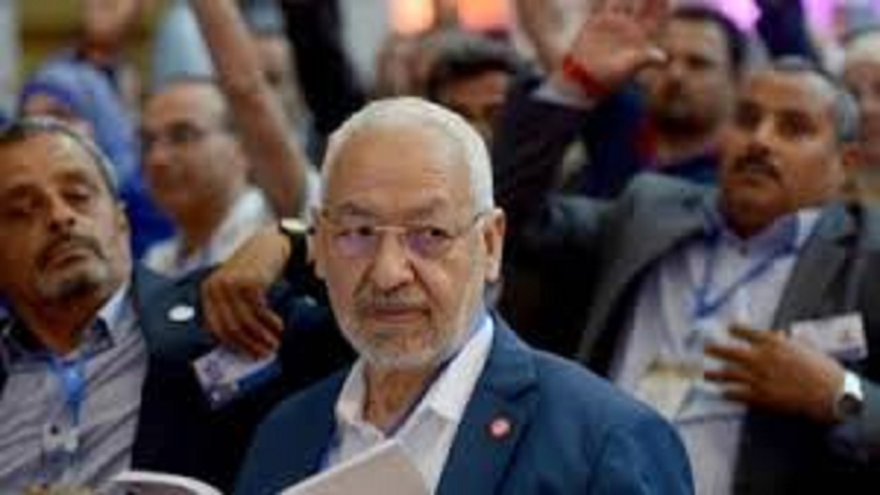 نواب تونسيون: البرلمان تحت حكم تنظيم الإخوان