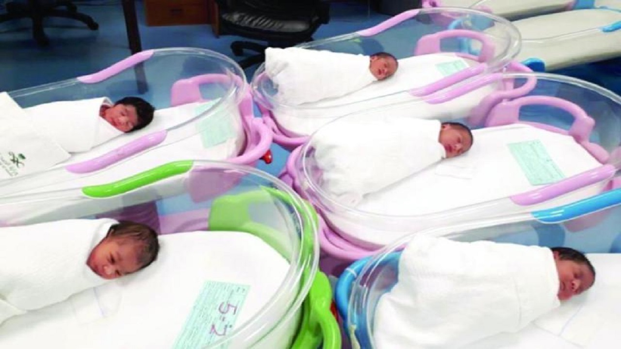 نجاح 5 عمليات ولادة لأمهات مصابات بكورونا في القطيف