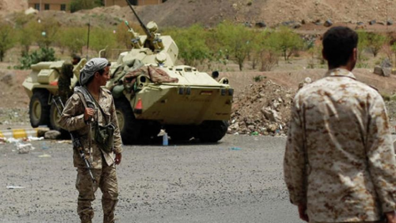 بالفيديو.. الجيش اليمني يحرر مواقع من الحوثيين في نهم