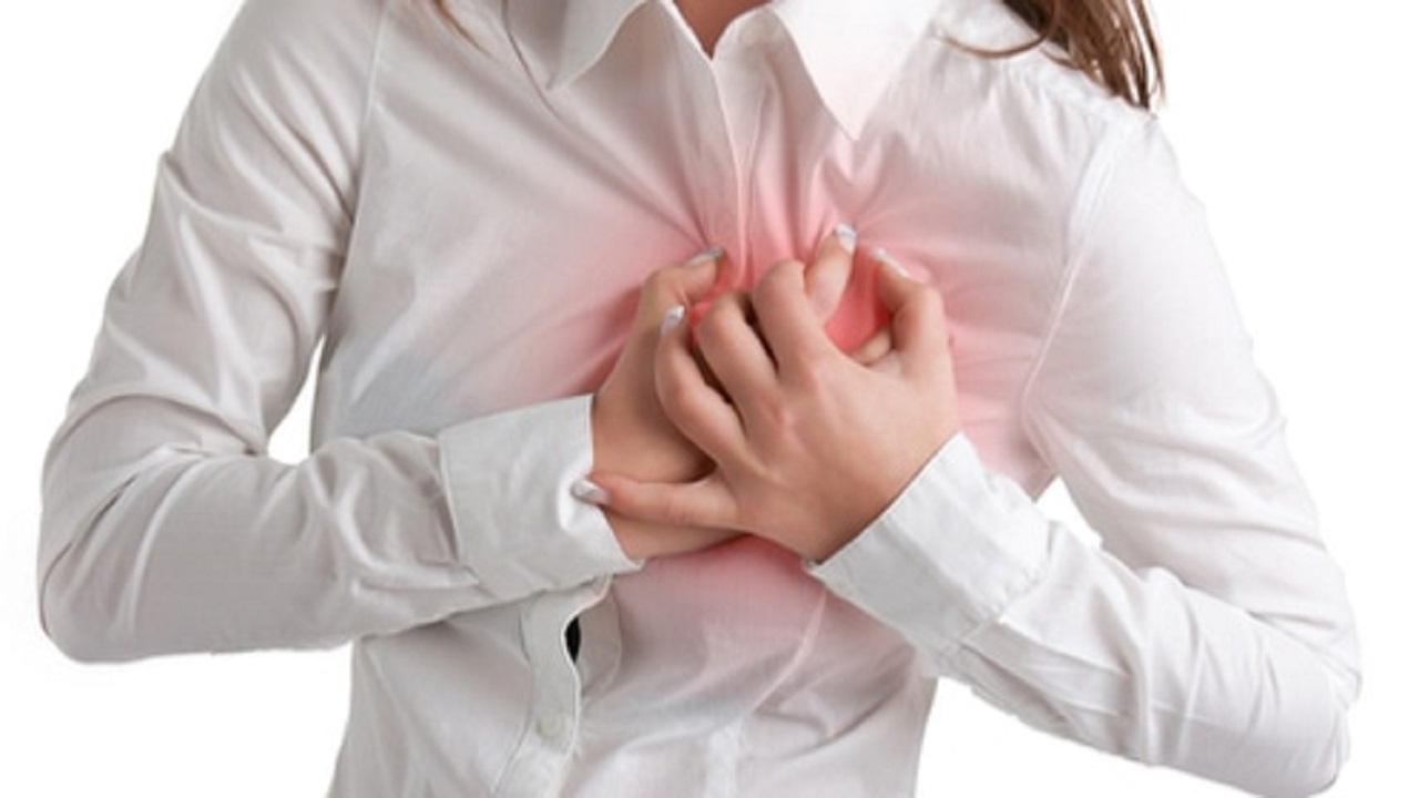 أعراض شائعة لا تخطر على البال تنذر بالنوبة القلبية