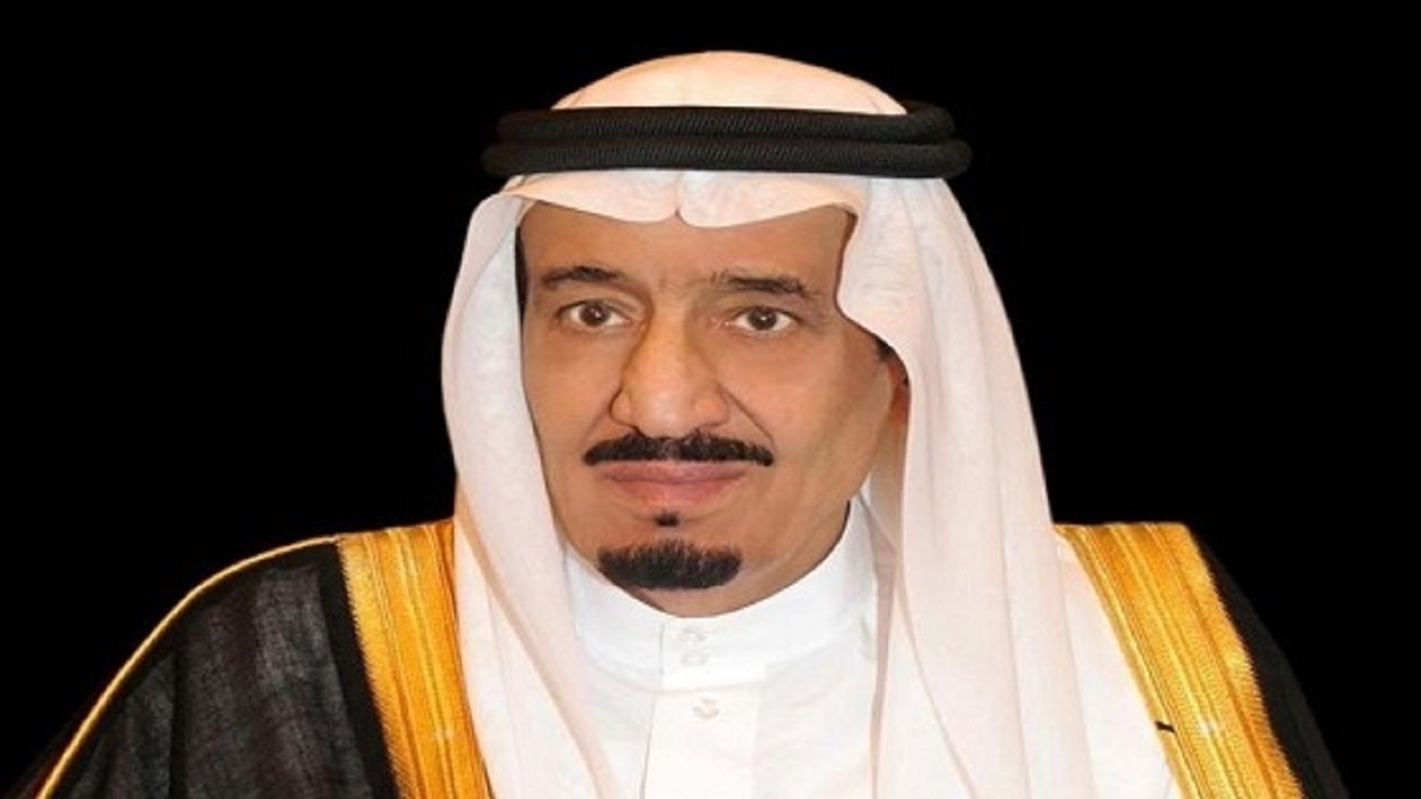 خادم الحرمين يعزي هاتفياً حاكم الشارقة في وفاة الشيخ أحمد القاسمي