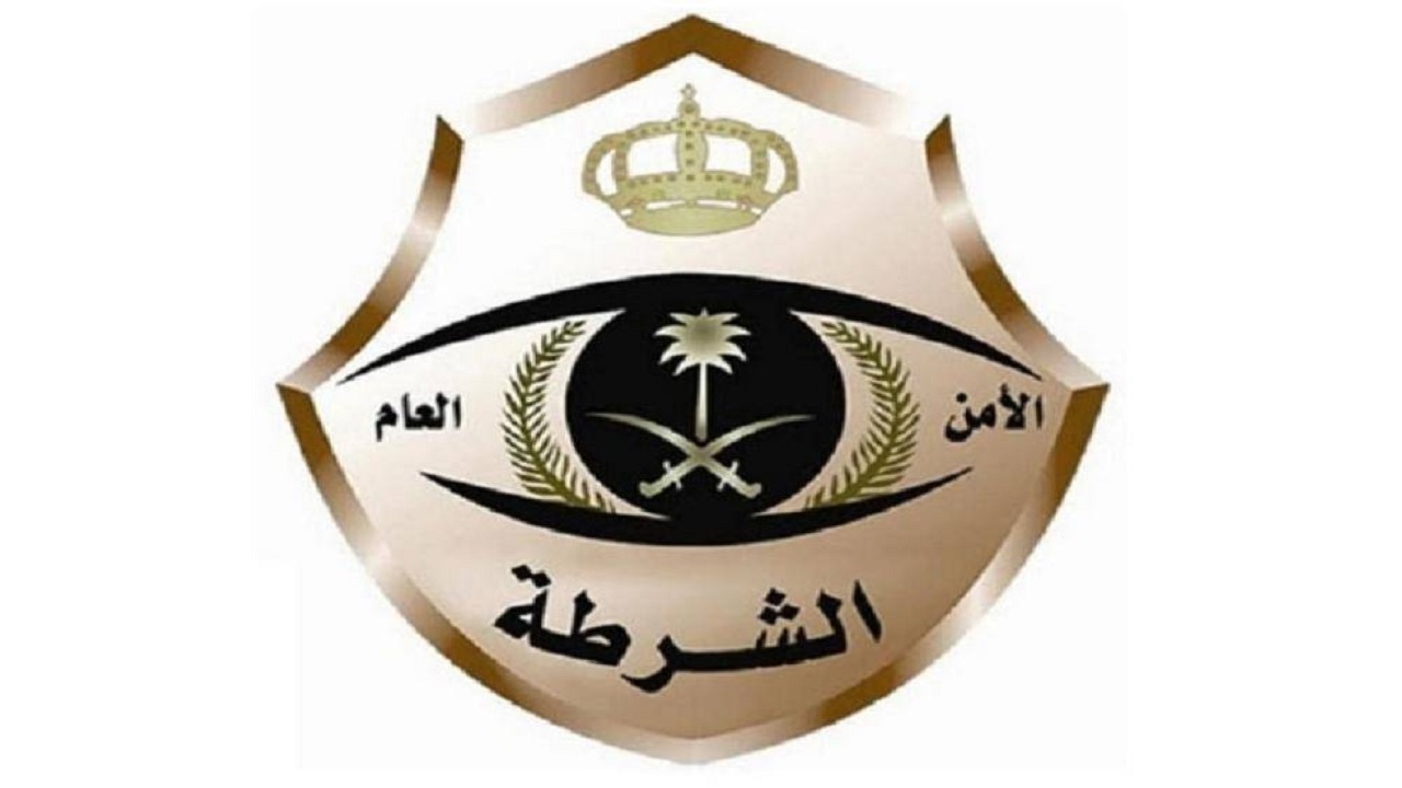 الإطاحة بتشكيلٍ عصابي ارتكب جرائم سلب مركبات تحت تهديد السلاح في الرياض