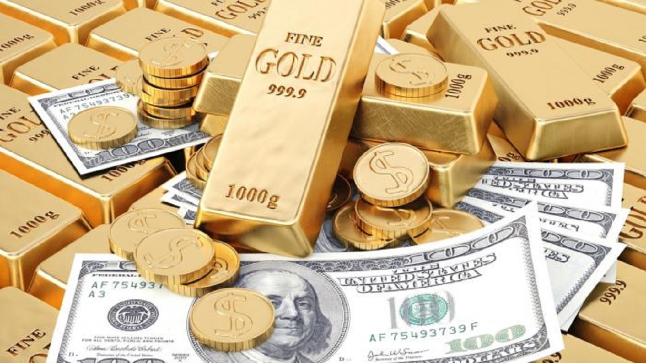 الذهب يتراجع للأسبوع الثاني على التوالي بعد بيانات دعمت الدولار