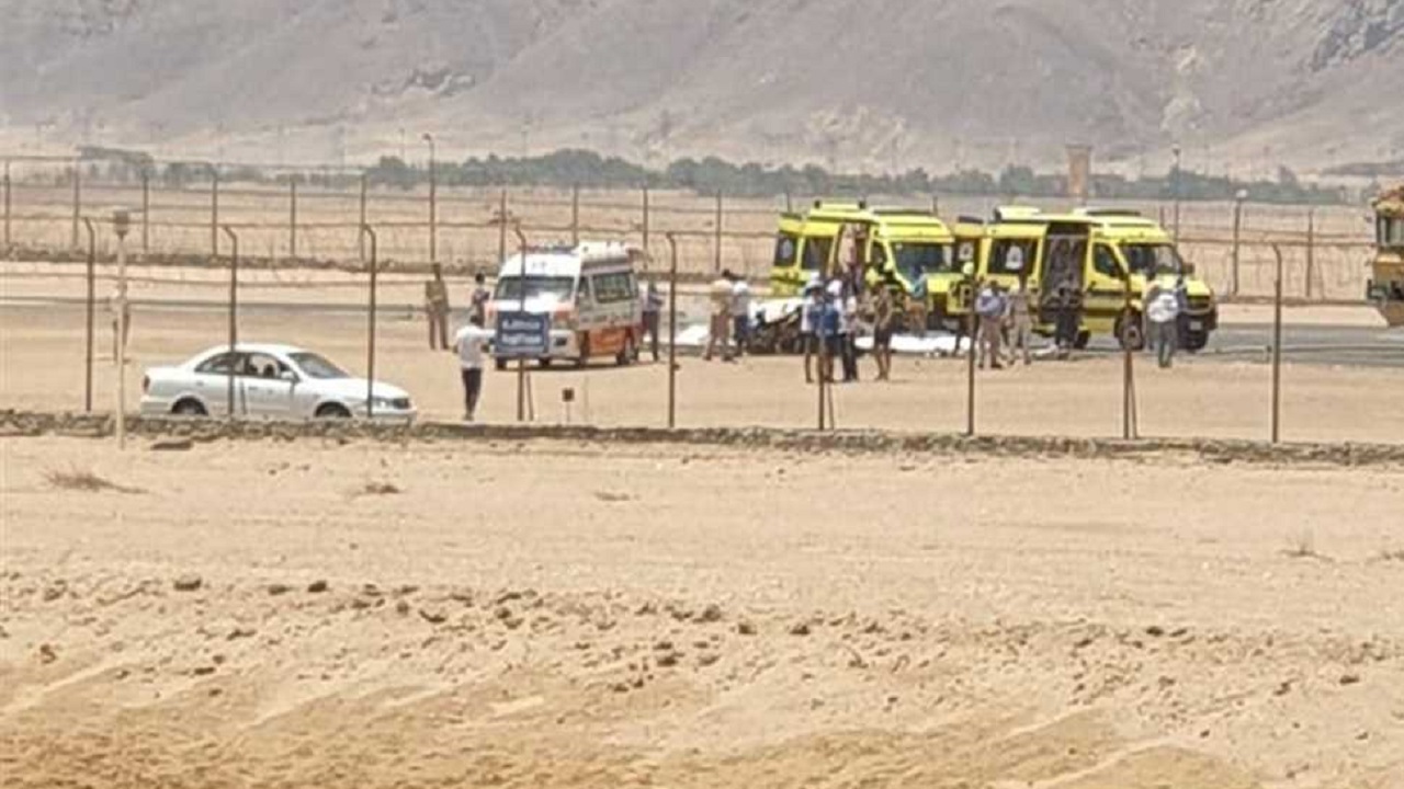 سقوط طائرة خاصة في مطار الجونة بمصر