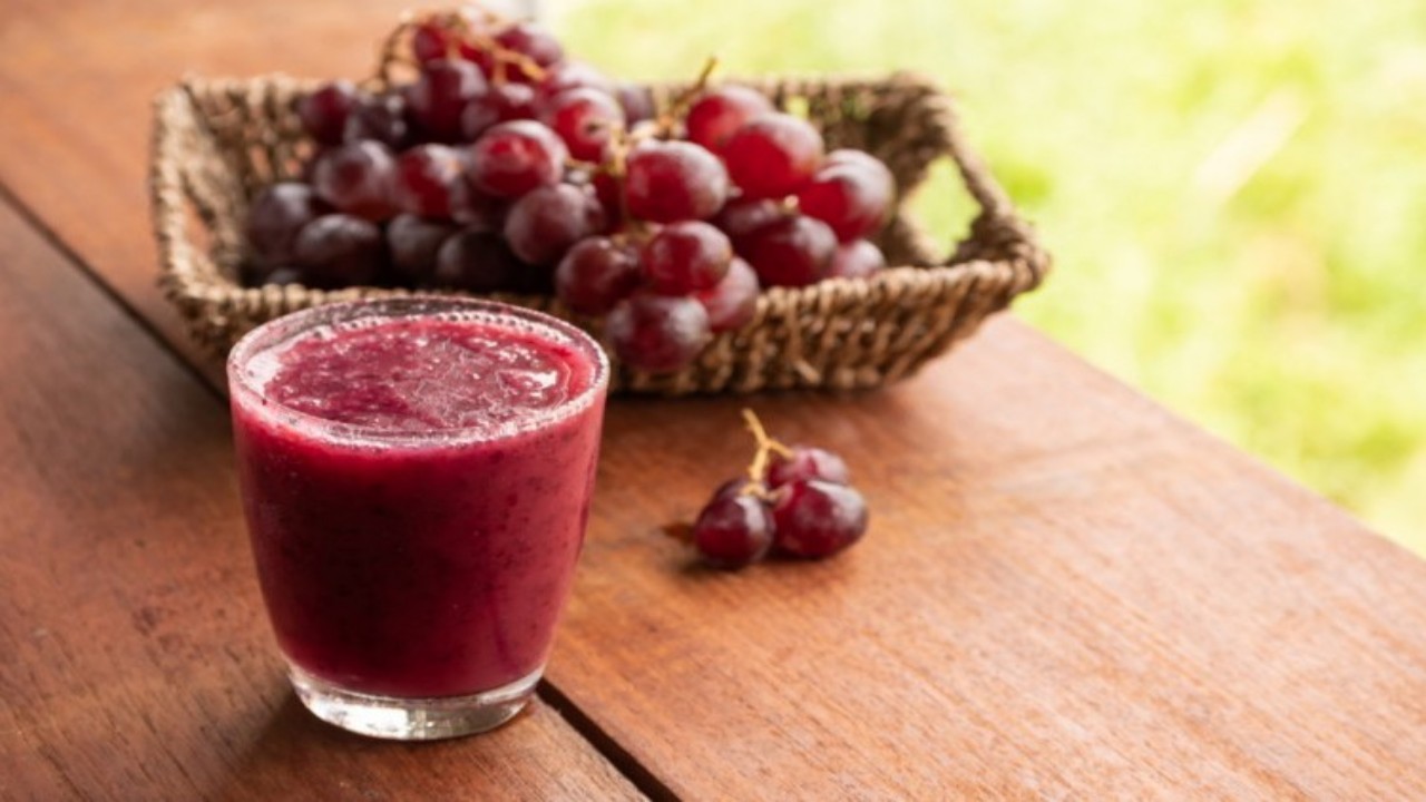 عصير العنب يحسن المناعة ويعالج أمراض القلب