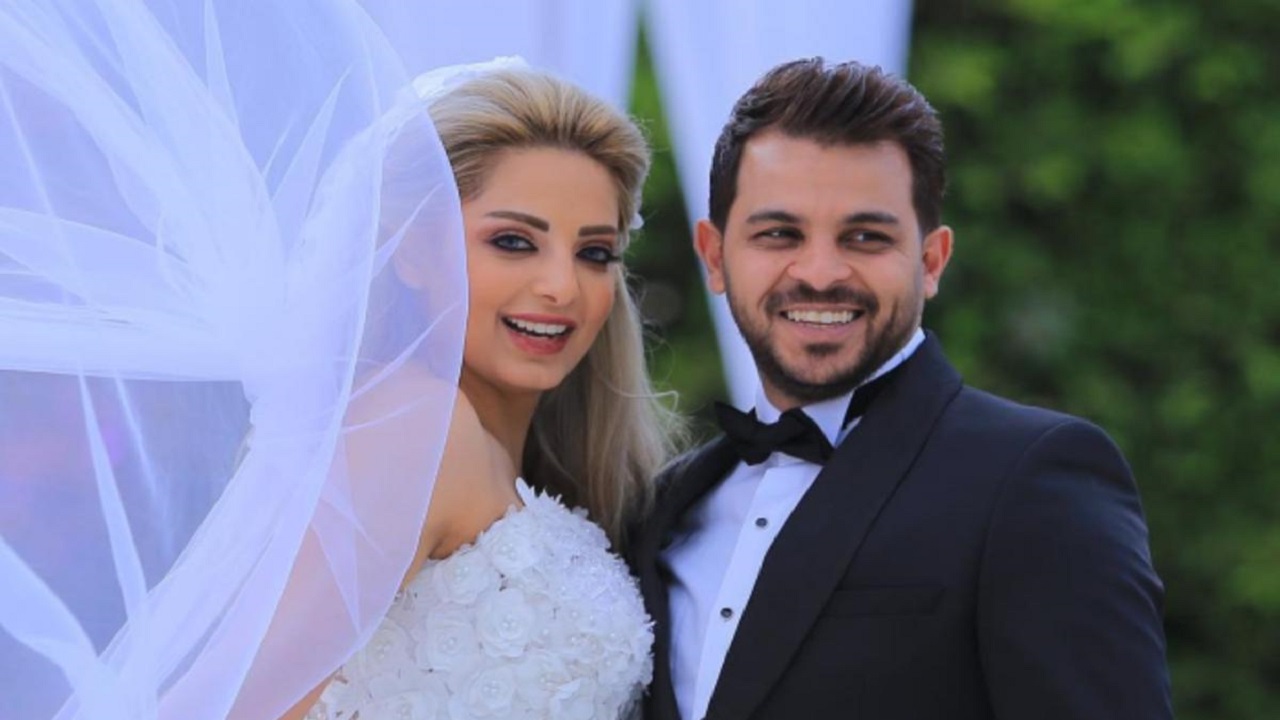 المطرب محمد رشاد ينفصل عن زوجته المذيعة مى حلمي