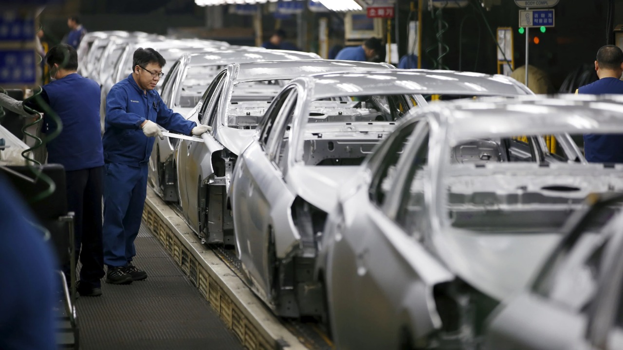 الصين تطيح بأمريكا واليابان وتتصدر الدول المنتجة للسيارات عالمياً