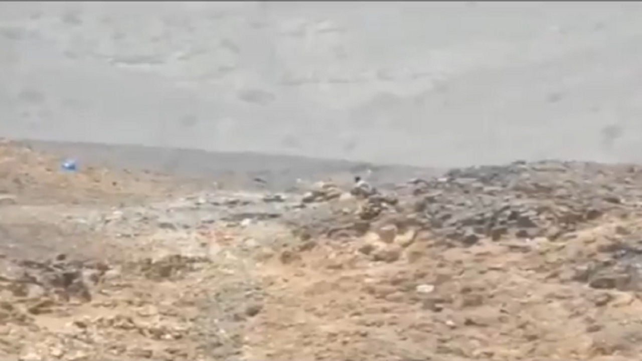 بالفيديو .. لحظة استهداف عنصرين من ميليشيات الحوثية في شرق صنعاء