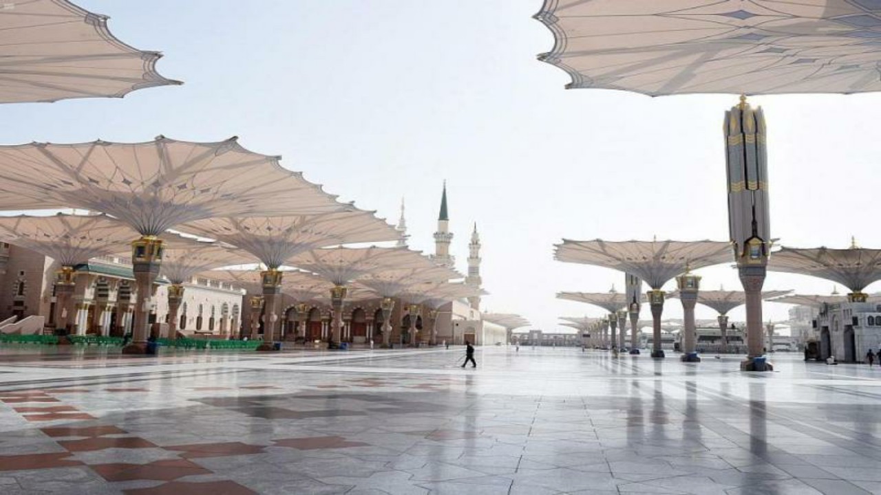 حقيقة فتح المسجد النبوي والصلاة في الحرم القديم 