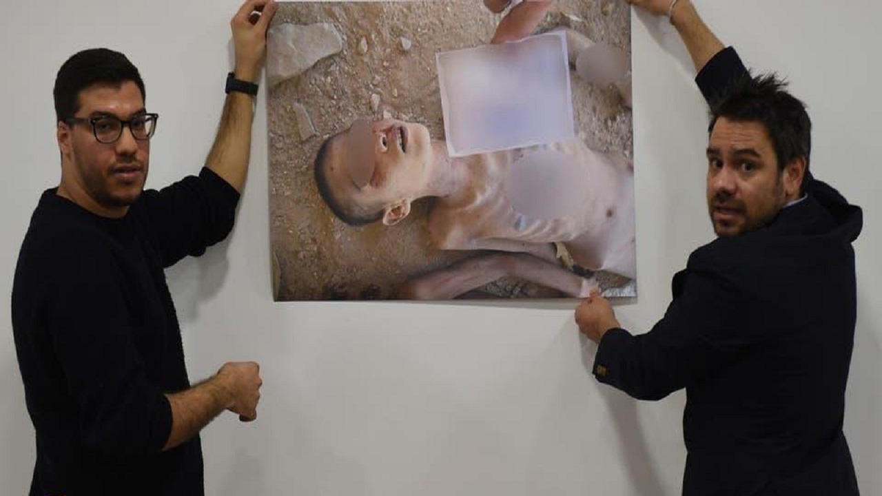 أم سورية تتعرف على جثة ابنها المفقود بالصدفة وتُصدم بـ &#8220;فقأ عينيه وكسر ساقه وإلقاءه عاريًا&#8221;