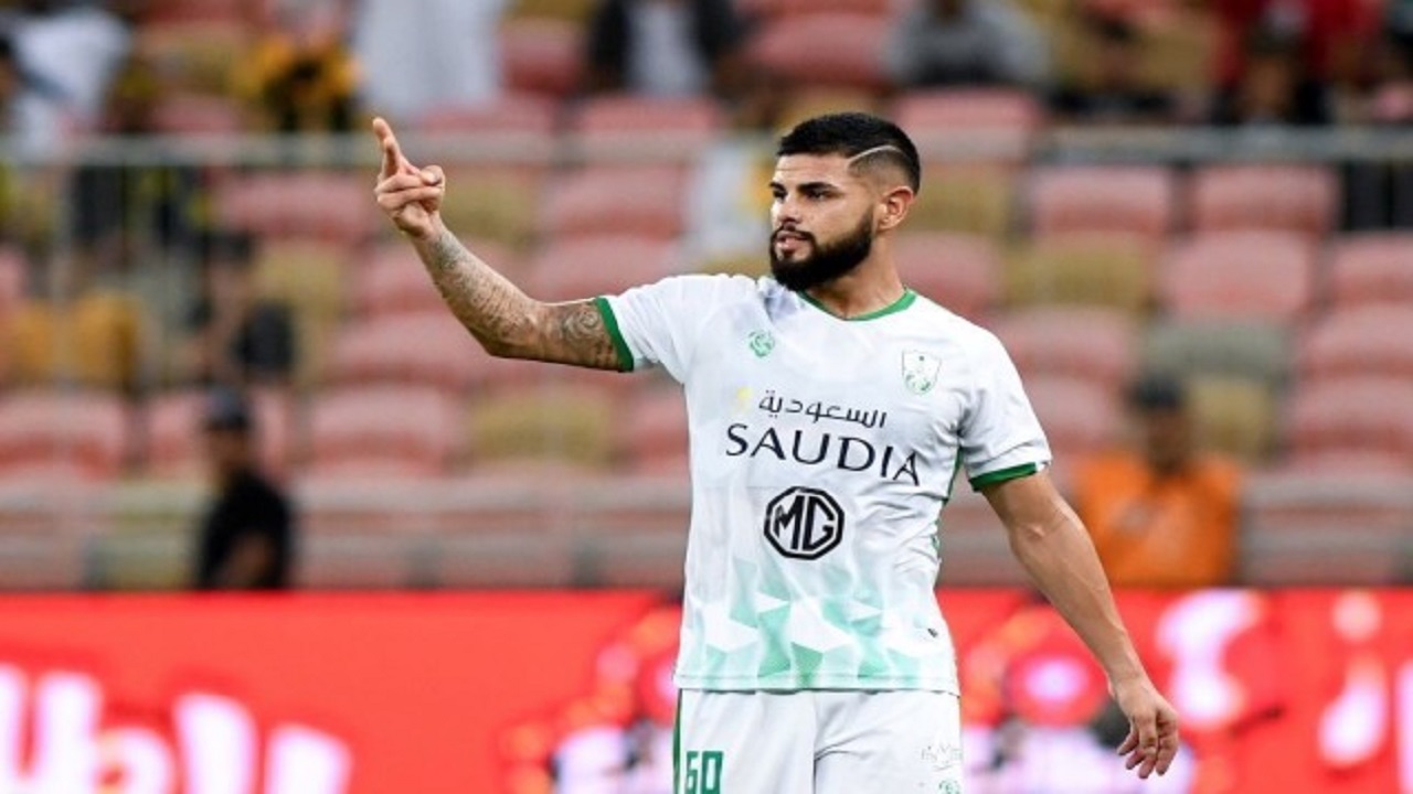 الأهلي يعرض لوكاس على أندية فرنسية