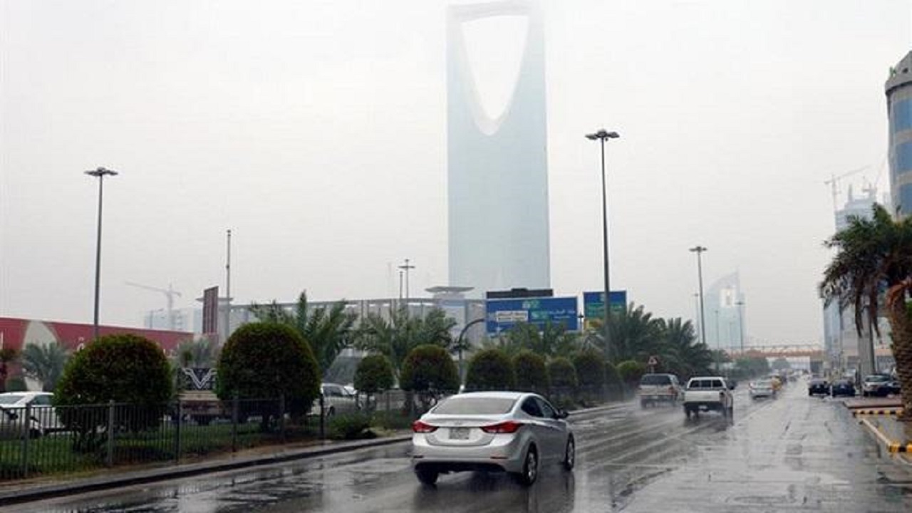 &#8220;الأرصاد&#8221; تنبه بأمطار رعدية على منطقة الرياض اليوم