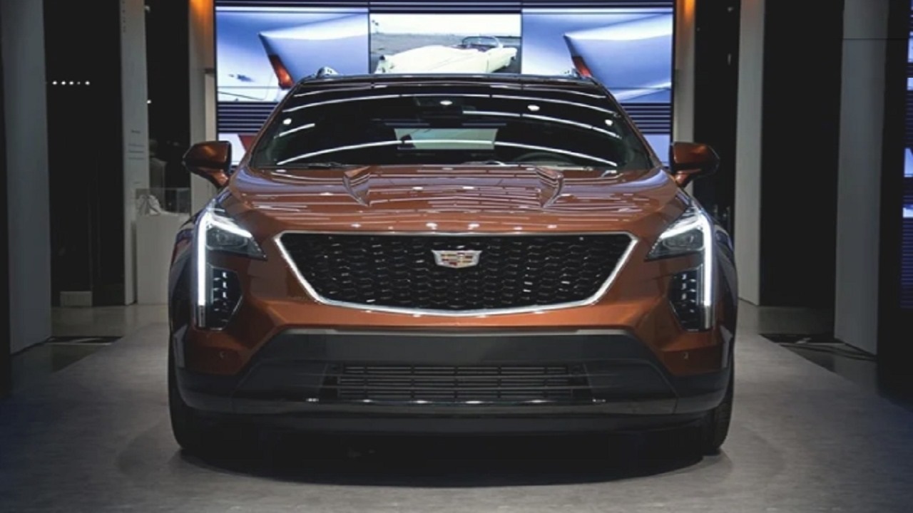 بالصور.. كاديلاك تطور نموذجها الكروس أوفر cadillac xt4 لتفتح أبوابها بالتعرف على بصمة الوجه