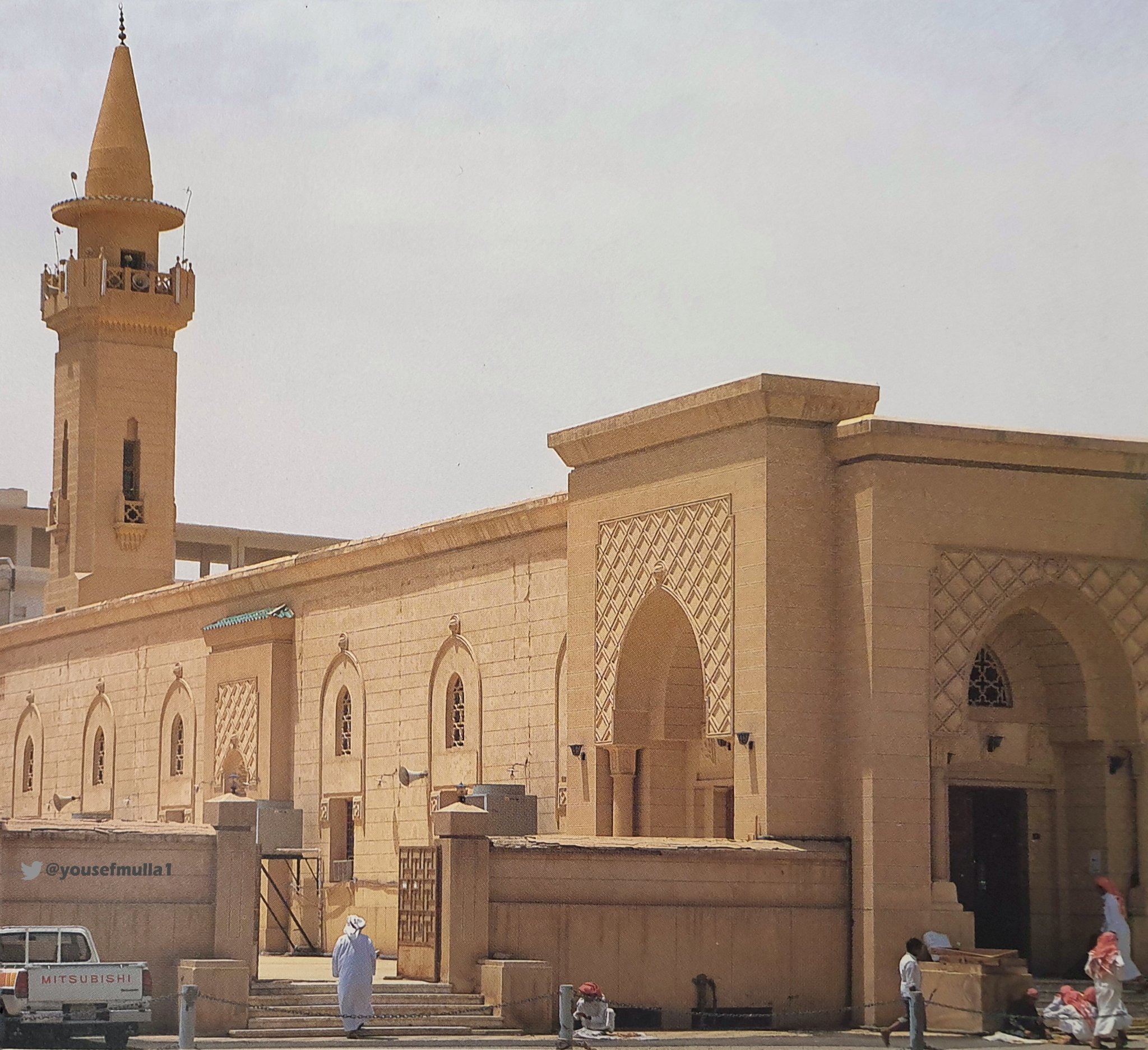 صورة قديمة لجامع الملك عبدالعزيز قبل 35 عاما