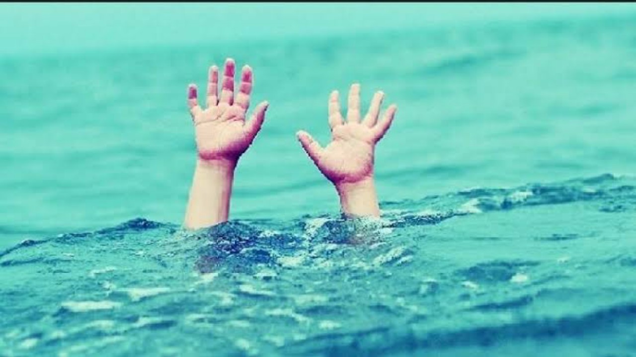 نهاية مأساوية لمواطنة حاولت إنقاذ حفيدتها من الغرق في مسبح بسكاكا