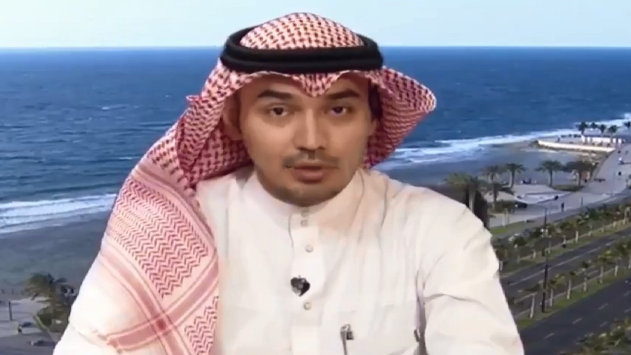 محمد قوقندي: عند لبس العدسات الزينة يفضل عدم استخدام القطرات(فيديو)