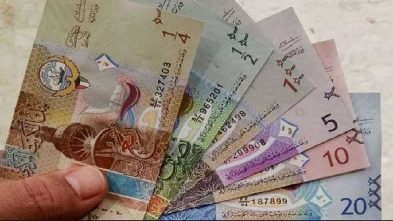 بالفيديو.. مسؤول صحيفة كويتية يهاجم متهم في غسيل الأموال بينهما مشروعات مشتركة !