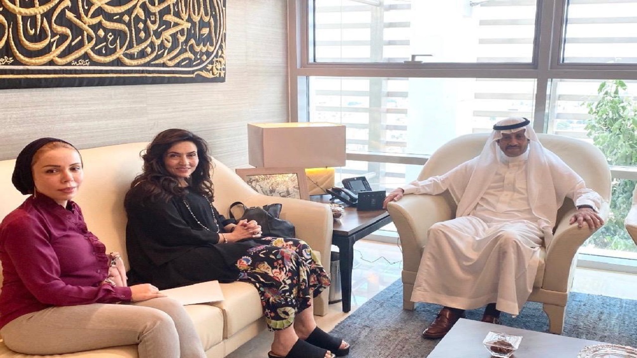 سفير المملكة لدى الأردن يلتقي مديرة مؤسسة الأميرة تغريد للتنمية والتدريب