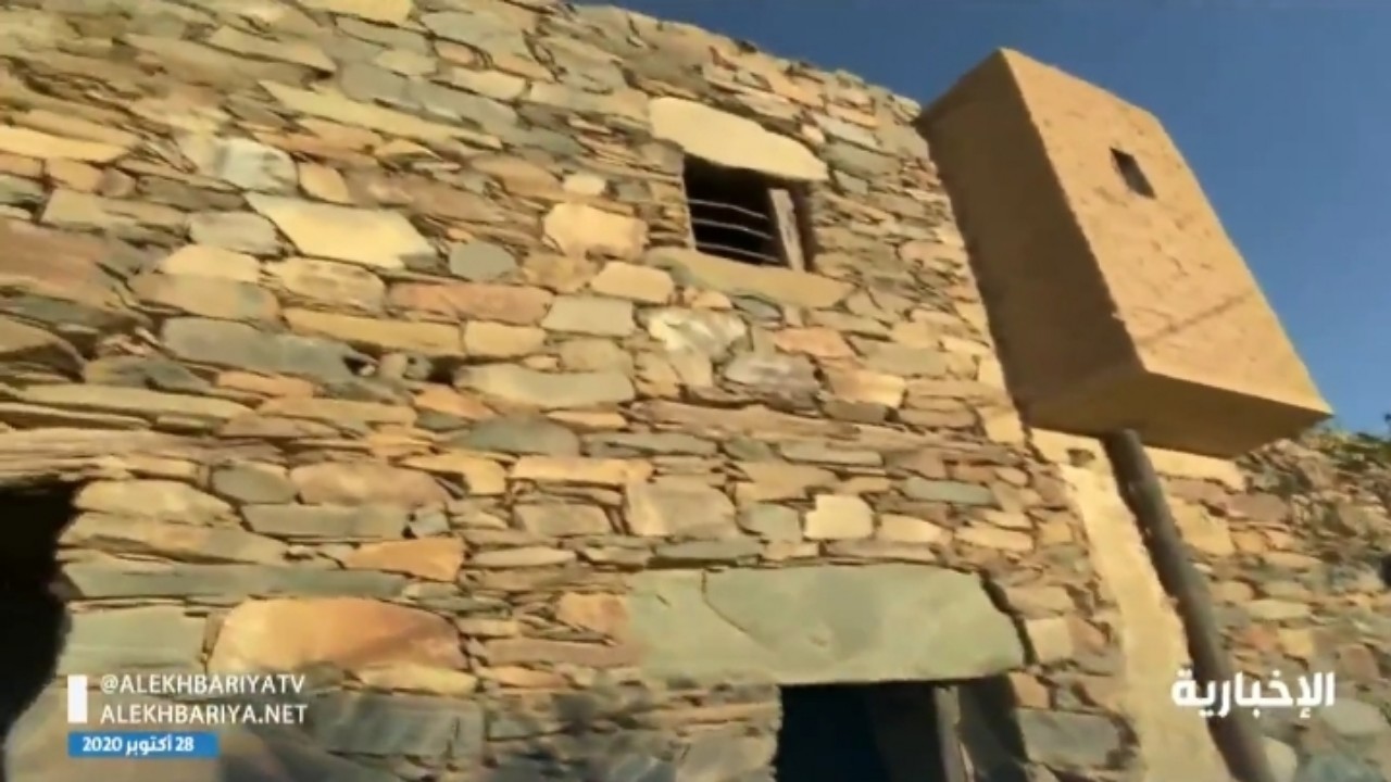 بال‏فيديو.. «بيت الباحة الأثري» يحكي حياة الأجداد الذين عاشوا على قمم الجبال
