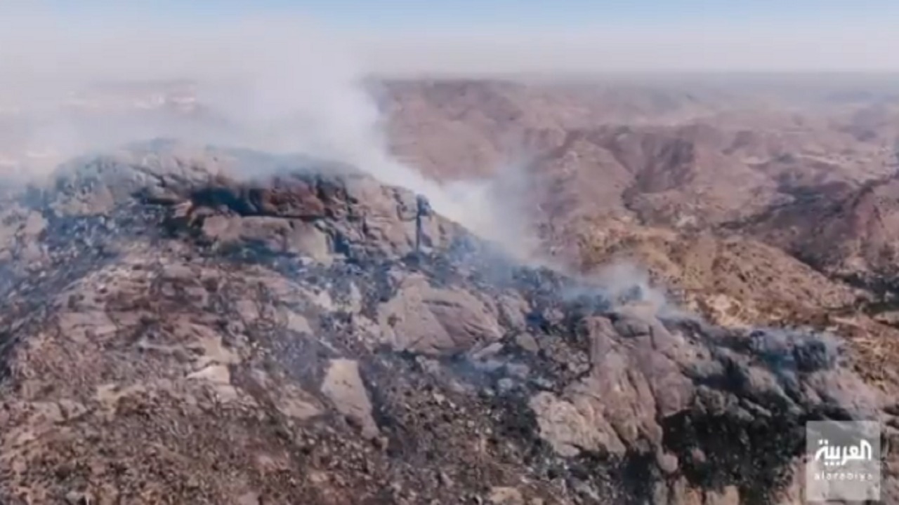 آثار مؤلمة لحريق تنومة.. الدفاع المدني: &#8220;الرياح تسببت في انتشاره&#8221; (فيديو)