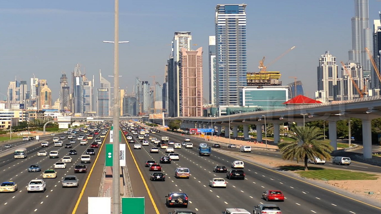 دبي تمنح الإقامة للأجانب العاملين عن بعد وفق شروط