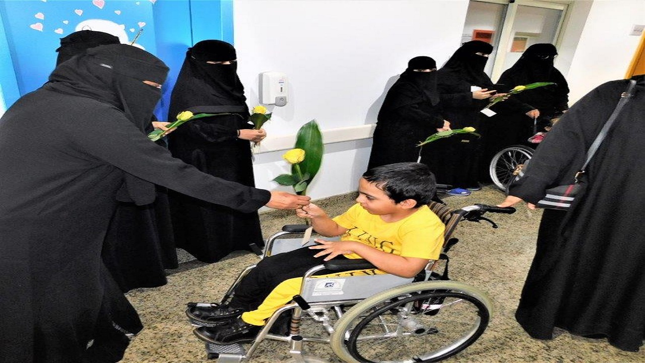 الأطفال ذوي الإعاقة بعسير يحتفون بمعلماتهم في &#8220;يوم المعلم&#8221;