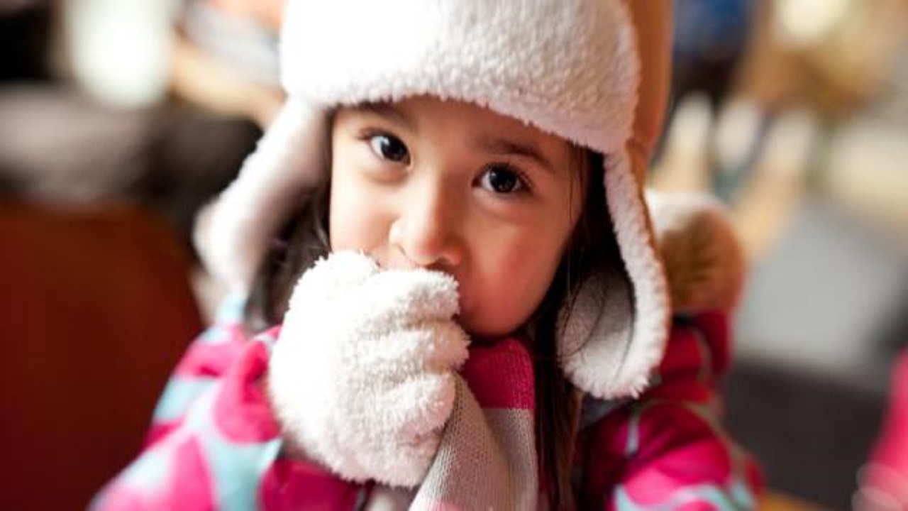 نصائح هامة للحفاظ على صحة طفلك في الشتاء
