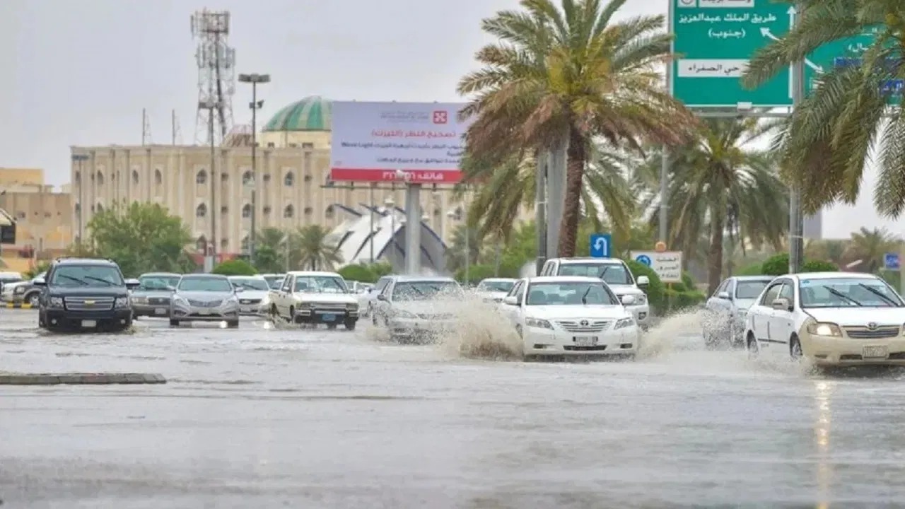 الحصيني: أمطار وحبات برد بـ 3 مناطق