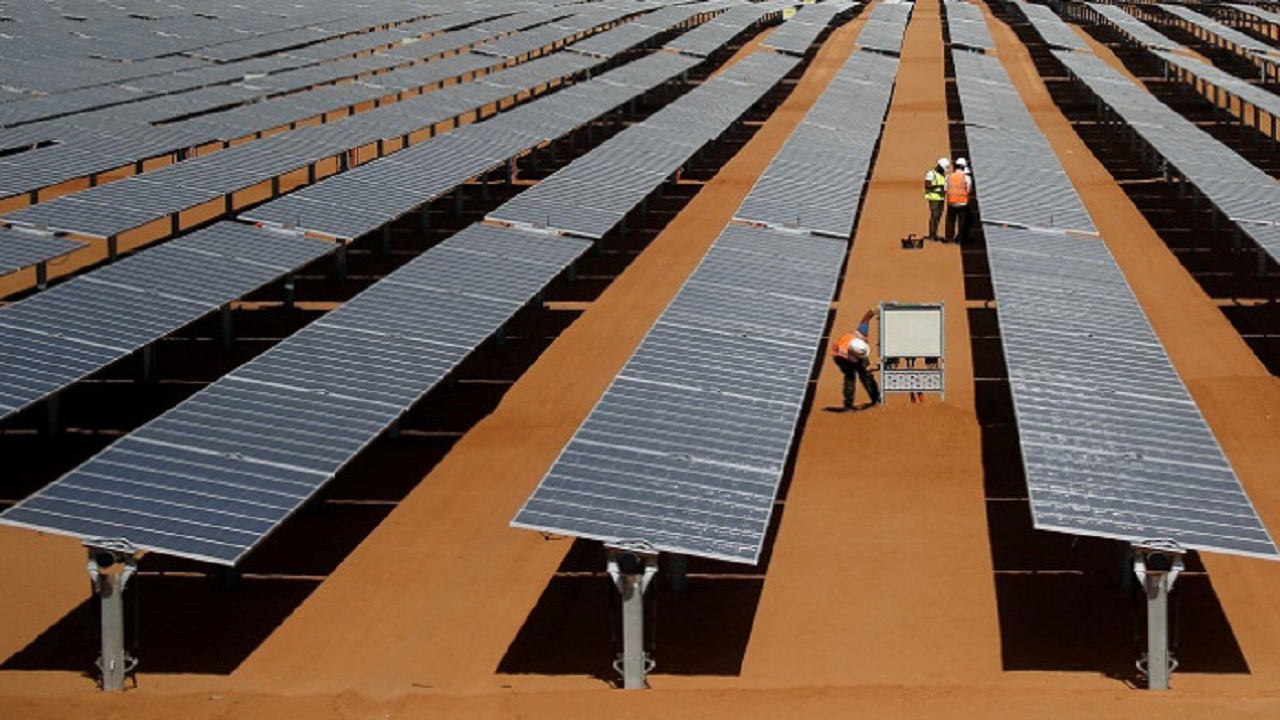 المملكة تدعم إنشاء محطات عملاقة للطاقة الشمسية في السودان