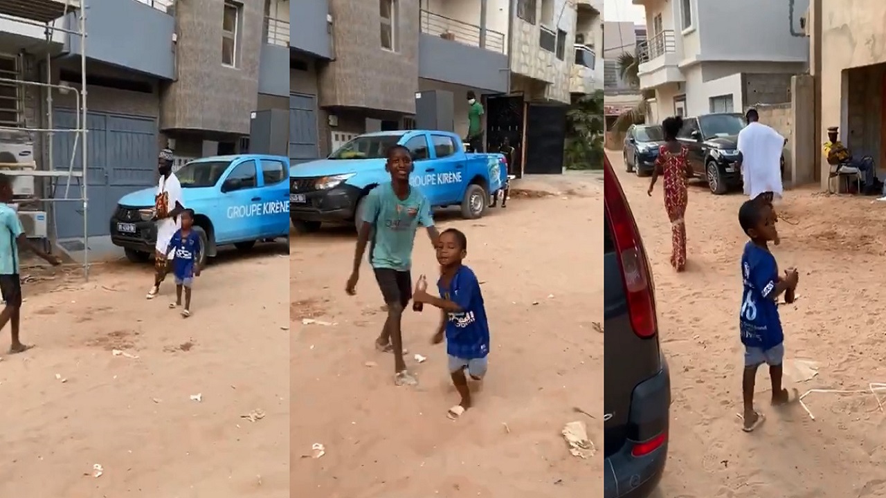 غوميز يلتقط فيديو لطفل يشجع الهلال من السنغال (فيديو)