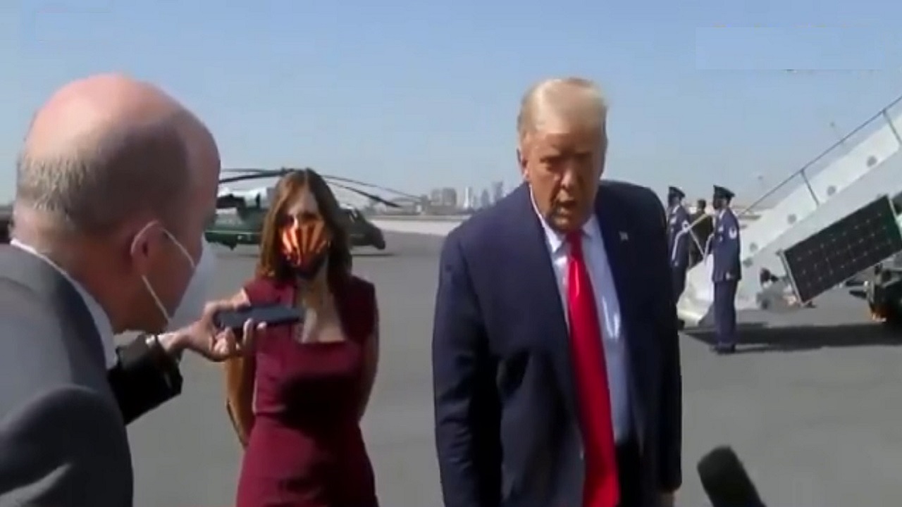 الرئيس الأمريكي يوبخ صحفياً بسبب بايدن «فيديو»