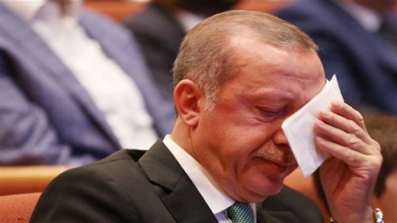 &#8221; وشهد شاهد من أهلها &#8221; مسؤول تركي: لم أرَ فسادا كما في عهد أردوغان