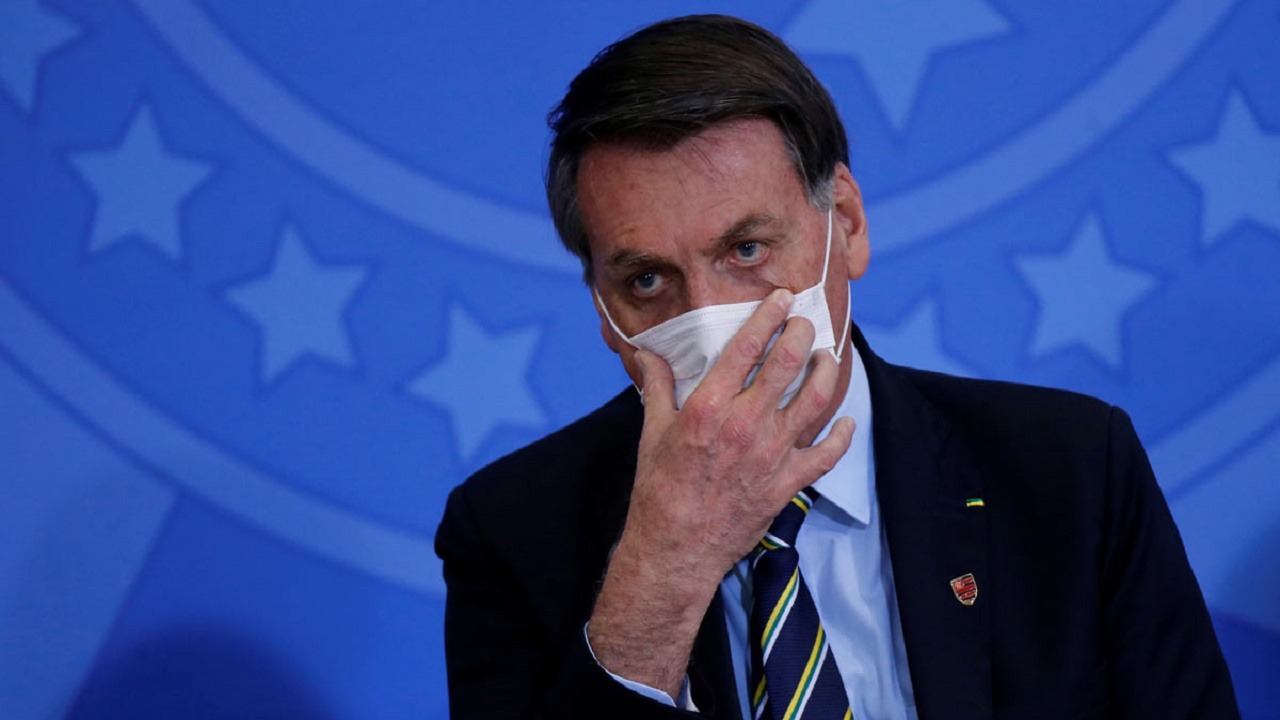 الرئيس البرازيلي: لن أنوي أخذ لقاح كورونا