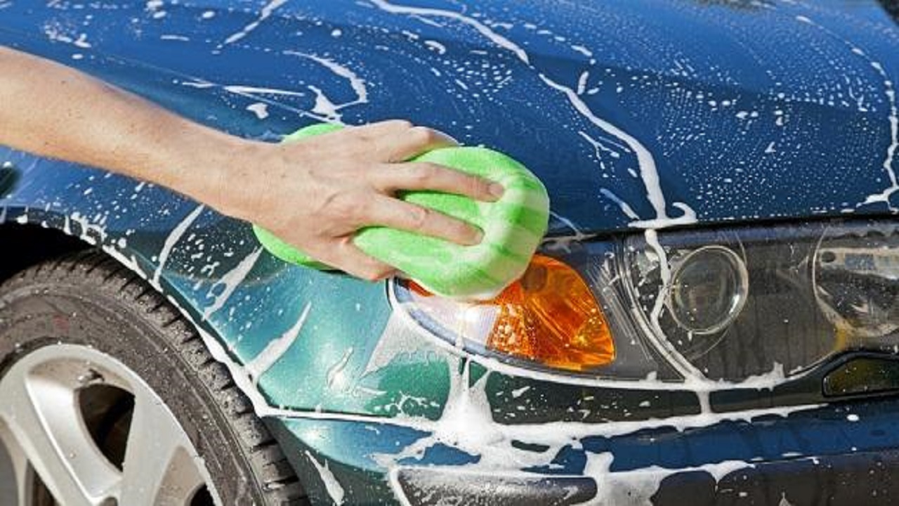 نصائح يجب اتباعها عند غسل سيارتك في الشتاء