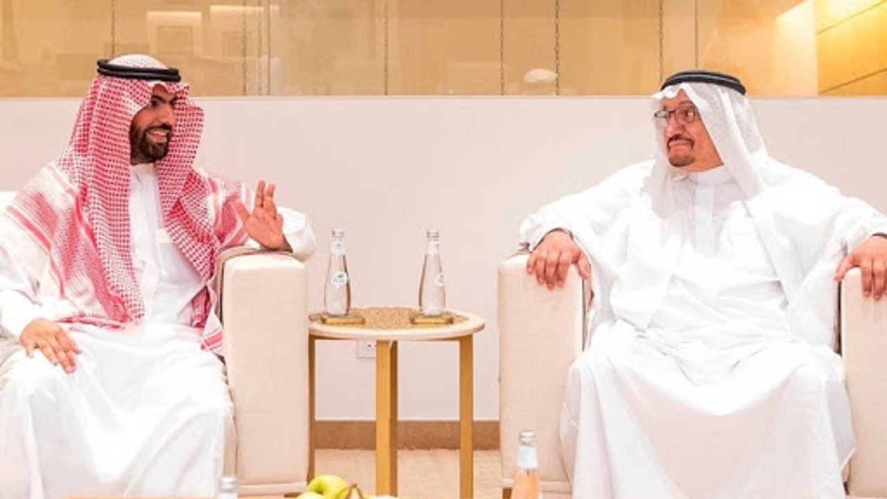 أمير مكة يكرم وزيري الثقافة والتعليم بعد إختيارهما &#8220;شخصيتي العام&#8221;