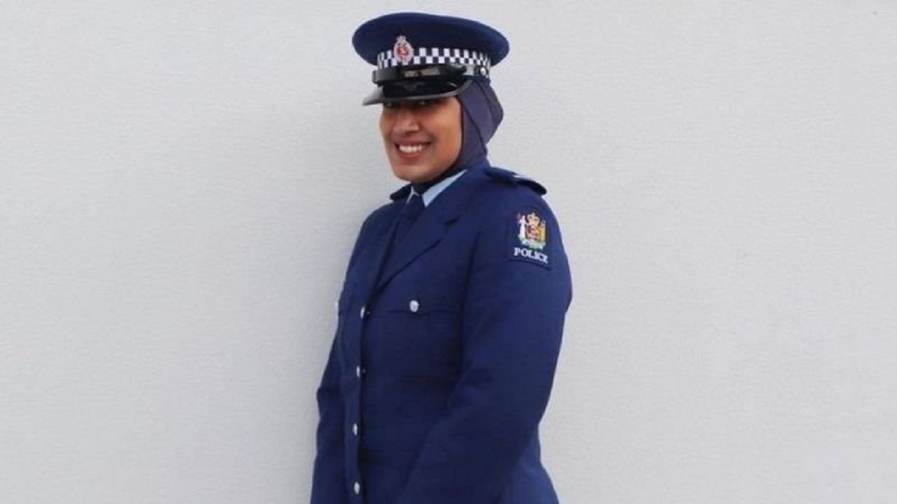 نيوزيلندا تسمح للشرطيات المسلمات بارتداء الحجاب