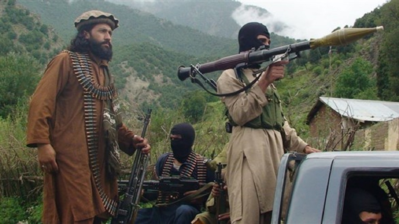 تفاصيل مقتل الرجل الثاني بتنظيم القاعدة مع أرملة حمزة بن لادن
