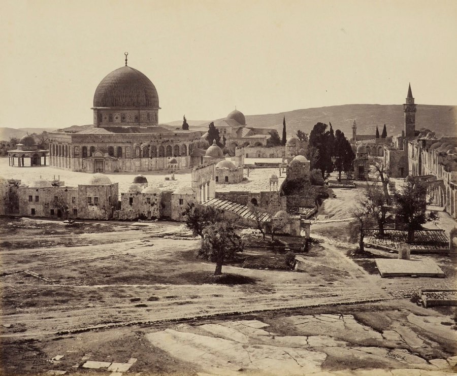 مسجد قبة الصخرة بالقدس عام 1862