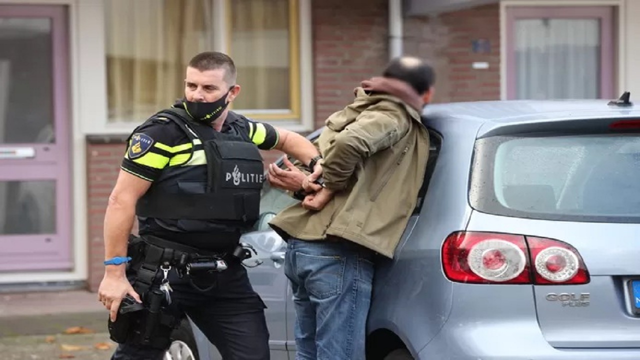 هولندا: المتهم في هجوم سفارة المملكة أراد قتل حارس الأمن